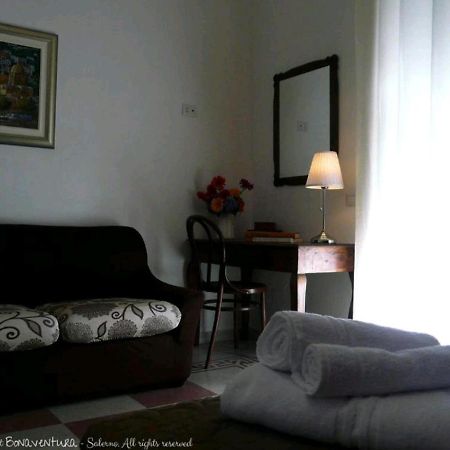 Bed & Breakfast Bonaventura Salerno Exteriör bild